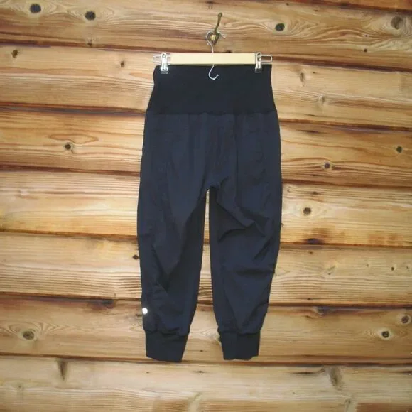 Lululemon In Flux Crop Pants Linerless Joggers Black - Picture 8 of 11